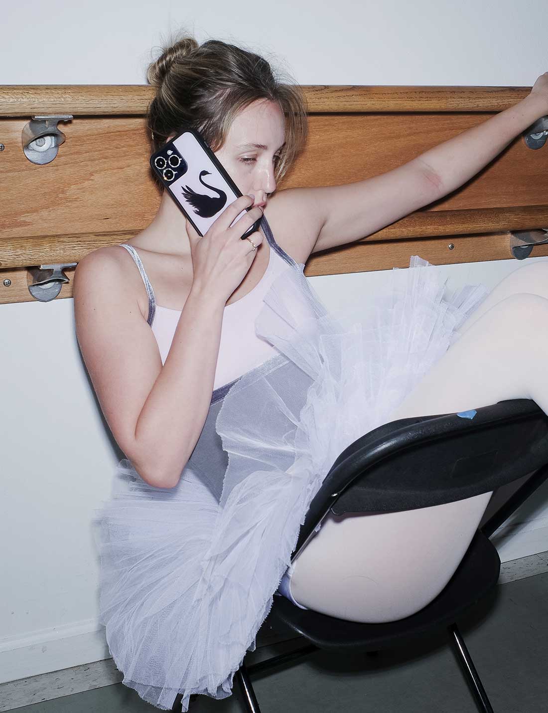 Black Swan iPhone 16 Pro Max Case