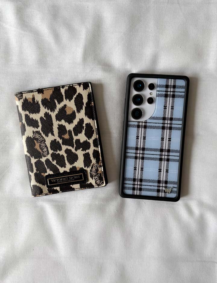 Plaid - Blue iPhone 18 Pro Max Case