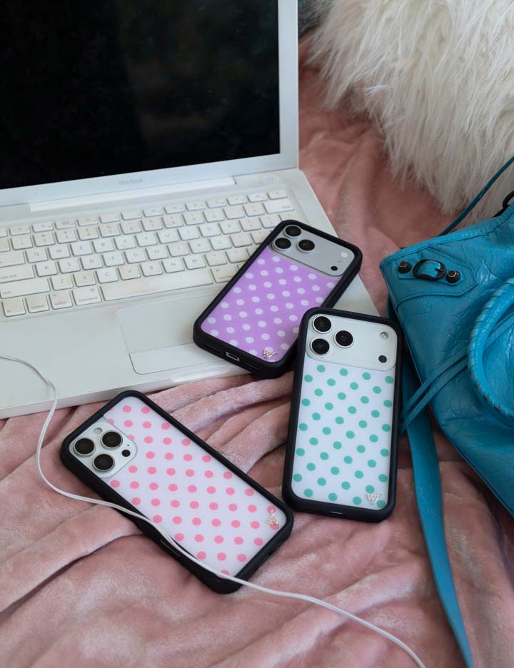 Polka Dot - White and Pink iPhone 18 Pro Max / Standard Case