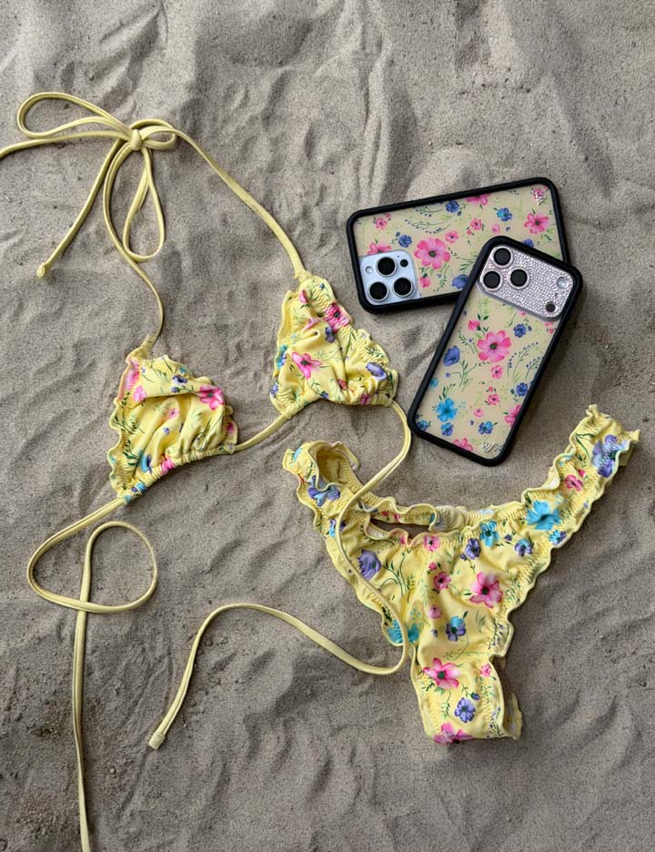 Frankies Bikinis Bellissima iPhone 18 Pro Max Case