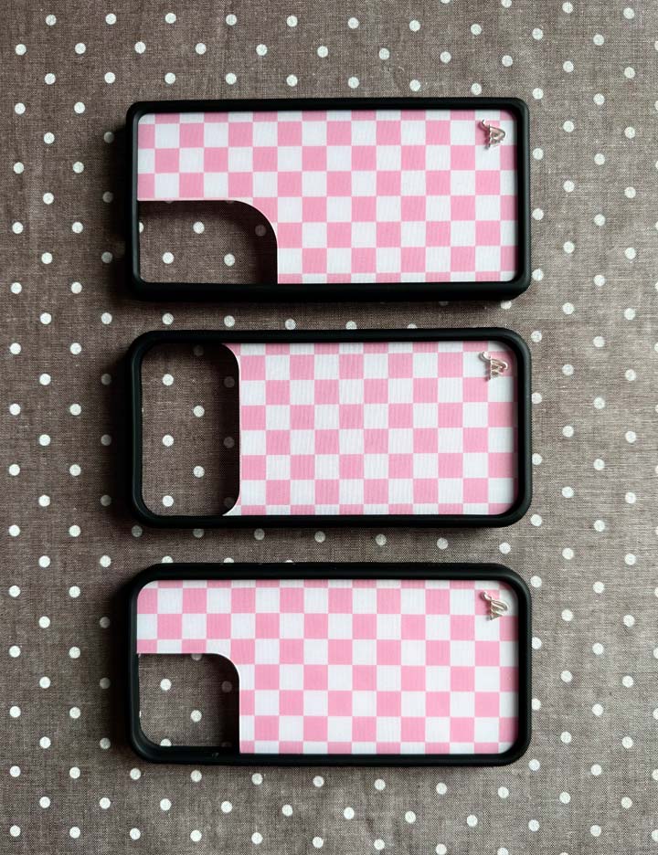 Checkers - Pink iPhone 18 Pro Max Case