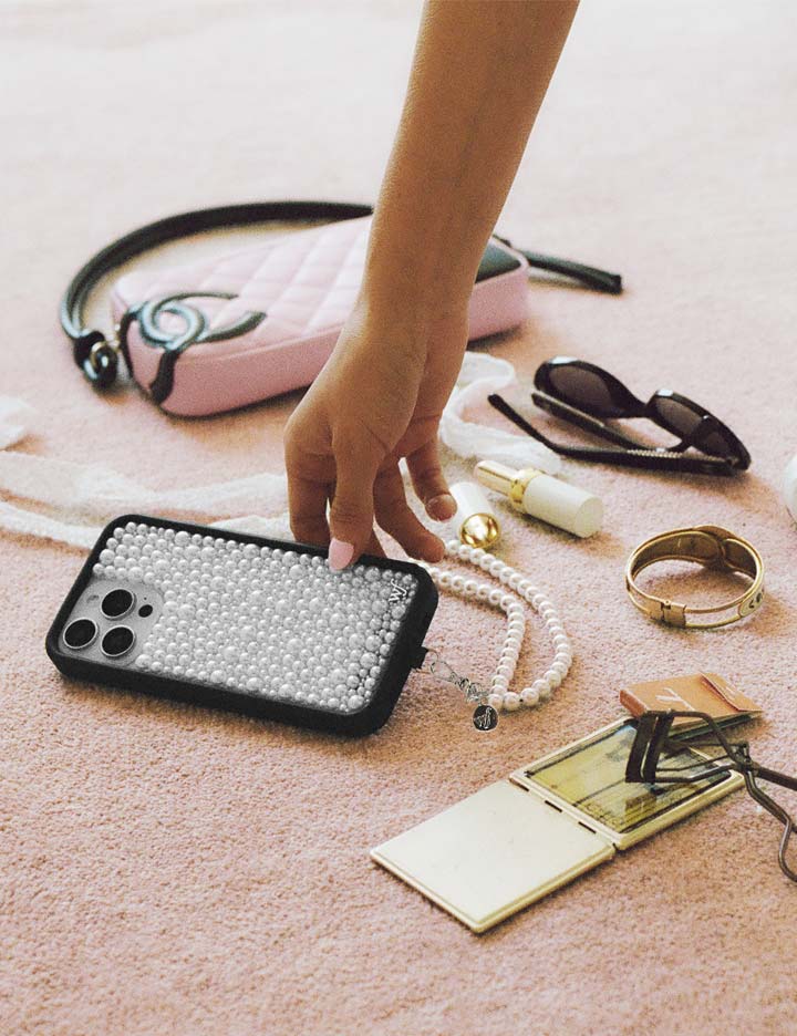 Pearl - White iPhone 18 Pro Max Case