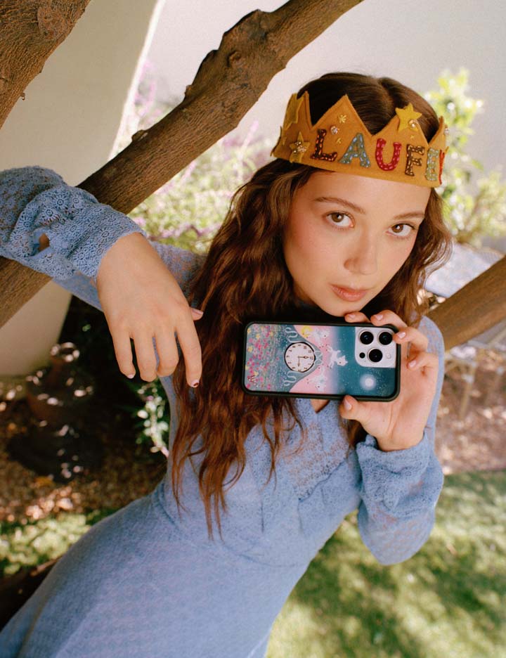 Laufey iPhone 18 Pro Max Case