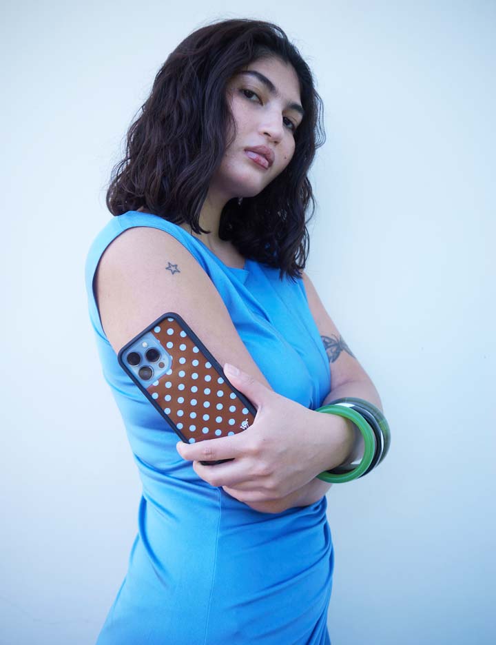 Polka Dot - Brown and Blue iPhone 18 Pro Case