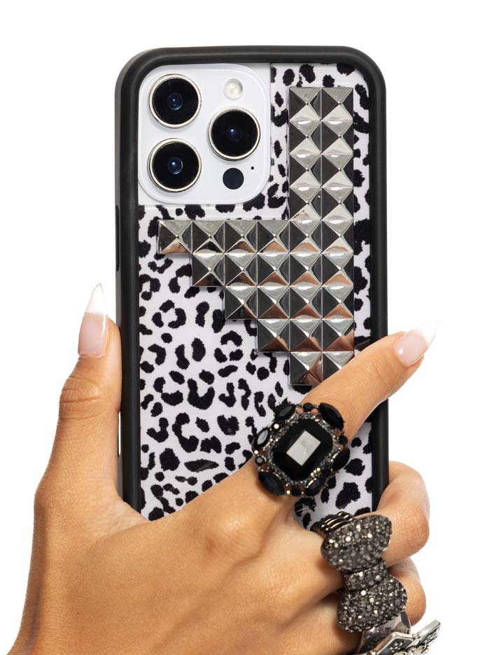 Snow Meow Stud iPhone 17 Case
