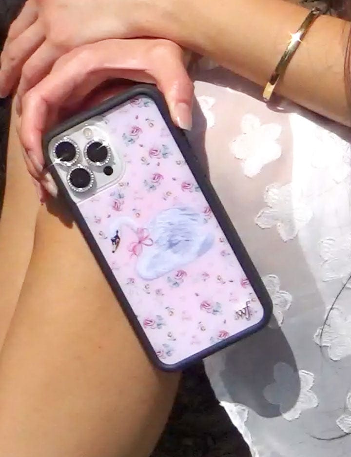 Sweet Swan iPhone 16 Pro Max Case