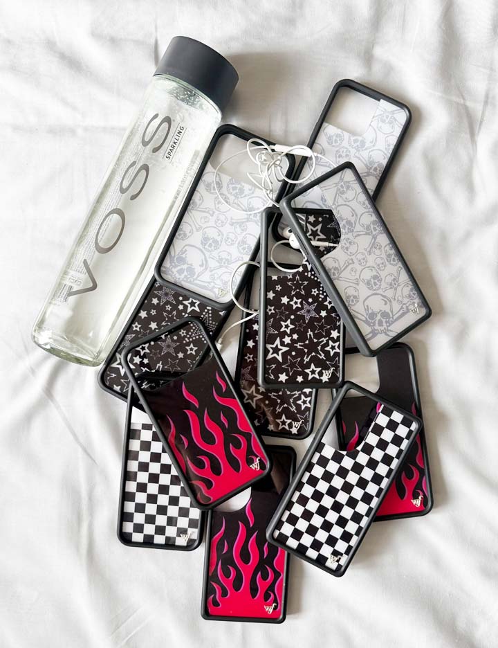 Skull Girl iPhone 17 Case