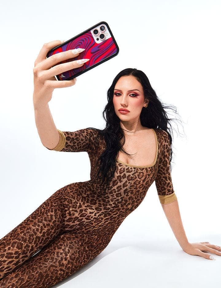 Swerve iPhone 14 Plus Case