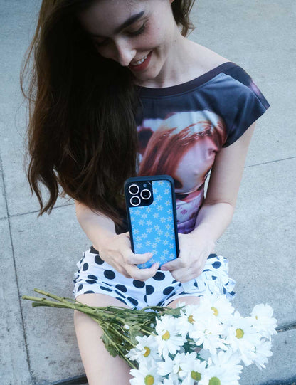 Blue Daisy iPhone 16 Pro Max Case